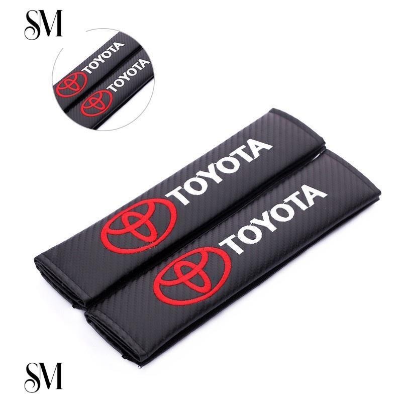 【SYM】Toyota豐田安全帶護肩護套 碳纖紋車標護肩 車內改裝飾品 適用於wish altis yaris RAV4