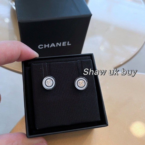 正品現貨 Chanel 香奈兒 耳環 新款 小圓扣 黑白 雙C 紐扣豆豆 耳釘 耳環 針式耳環