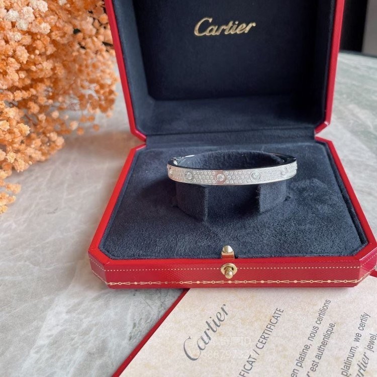 二手精品 Cartier 卡地亞 LOVE 手鐲 鋪鑲鑽石 寬版滿天星 18K白色黃金鑽石手環 N6033602