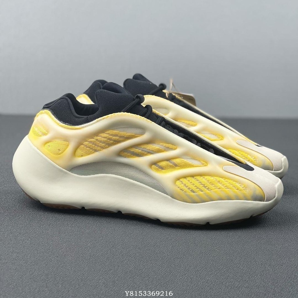 Adidas Yeezy 700 V3 "Mono Safflower"白黃配色 減震 運動慢跑鞋 HP5425 男鞋