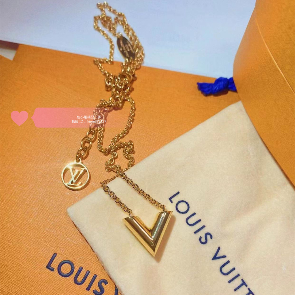 免運 現貨二手 LV 路易威登 ESSENTIAL V字項鍊 NECKLACE M61083 女生項鏈 免運