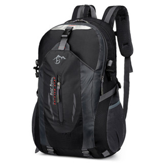 Yelly's~Shop供應簡約戶外登山包男女雙肩包運動書包休閒短途旅行旅遊背包
