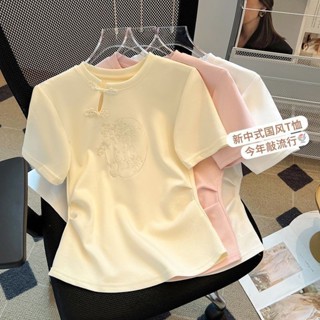 新中式盤扣短袖t恤女2024夏季新款小眾別致國風刺繡褶皺短款上衣 國潮 中國風上衣 復古上衣 大尺碼上衣 顯瘦 短袖T恤