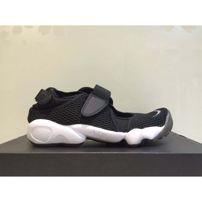 nike wmns air rift br 魔鬼氈透氣網忍者慢跑鞋(黑白) 848386-001