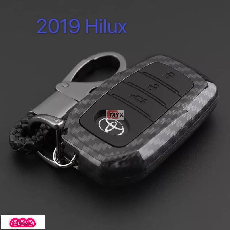 Myx車品適用於~??HITO?? Toyota豐田 2019 Hilux皮卡車系專用碳纖鑰匙套