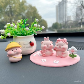 【優選精品】新款創意車載擺件可愛超萌迷你小豬汽車內裝飾用品大全副駕小玩意ins日韓風 FNRS