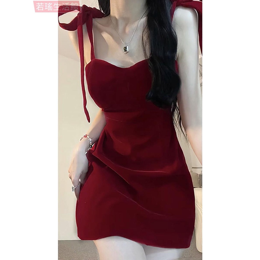 ✨新品✨ 紅色洋裝 顯瘦 紅色洋裝大尺碼 大人聖誕衣服 紅色洋裝大尺碼女裝 純欲露背吊帶連衣裙女修身顯瘦紅色辣妹包臀短裙