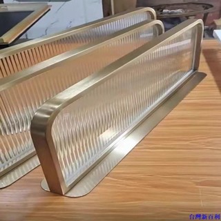 桃園發貨#輕奢不銹鋼卡座護欄餐廳屏風矮隔斷圍欄裝飾長虹玻璃隔斷定製#臺灣新百利