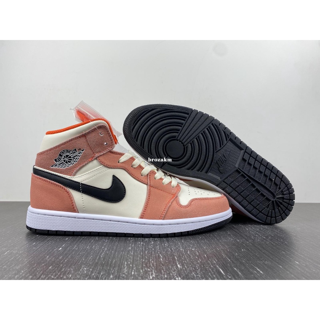 Air Jordan 1 Mid GS “Orange Suede” 粉橘 黑勾 刷舊 麂皮 DV1336-800