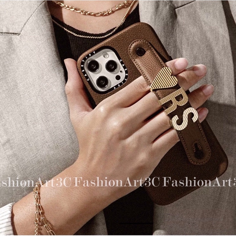正品（現貨免運）🖤Casetify 客製化皮革腕帶手機殼🖤 iPhone13皮革手機殼 背帶手機殼