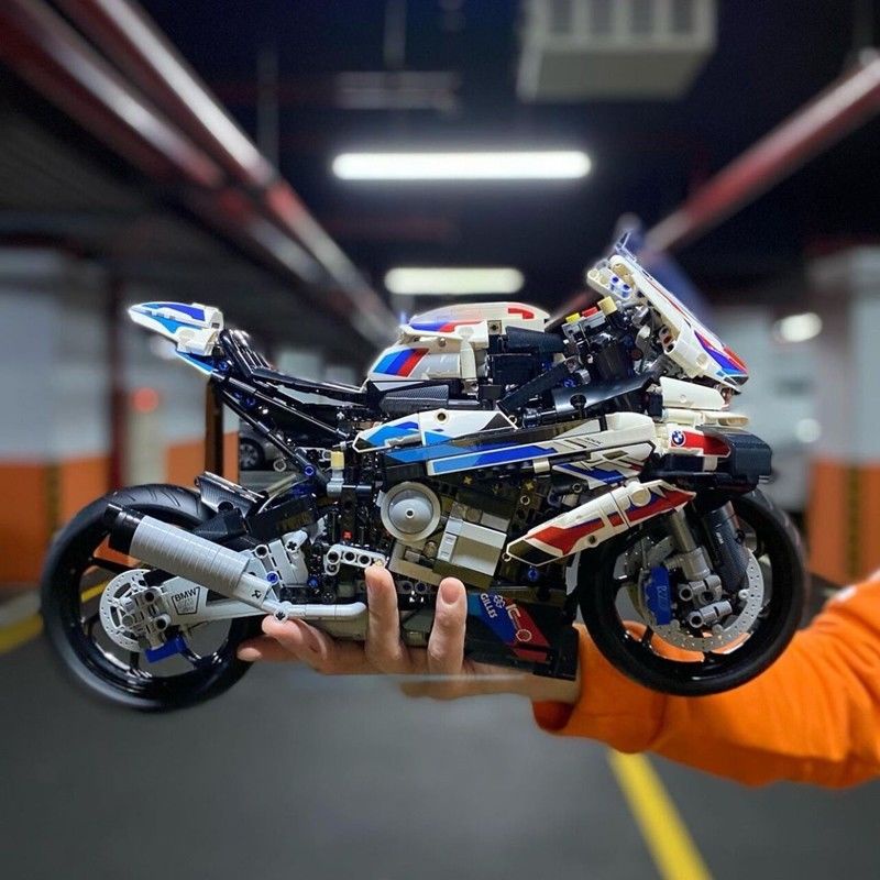 🔥台灣熱銷🔥兼容樂高積木寶馬M1000RR摩托車成人大型模型益智拼裝玩具車男孩