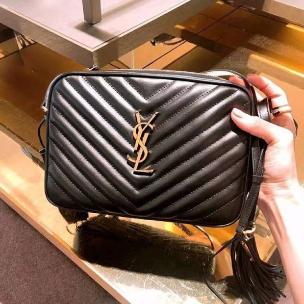 二手 YSL Saint Laurent 520534黑色牛皮霧金字v紋相機包流蘇包斜背包 RA0160