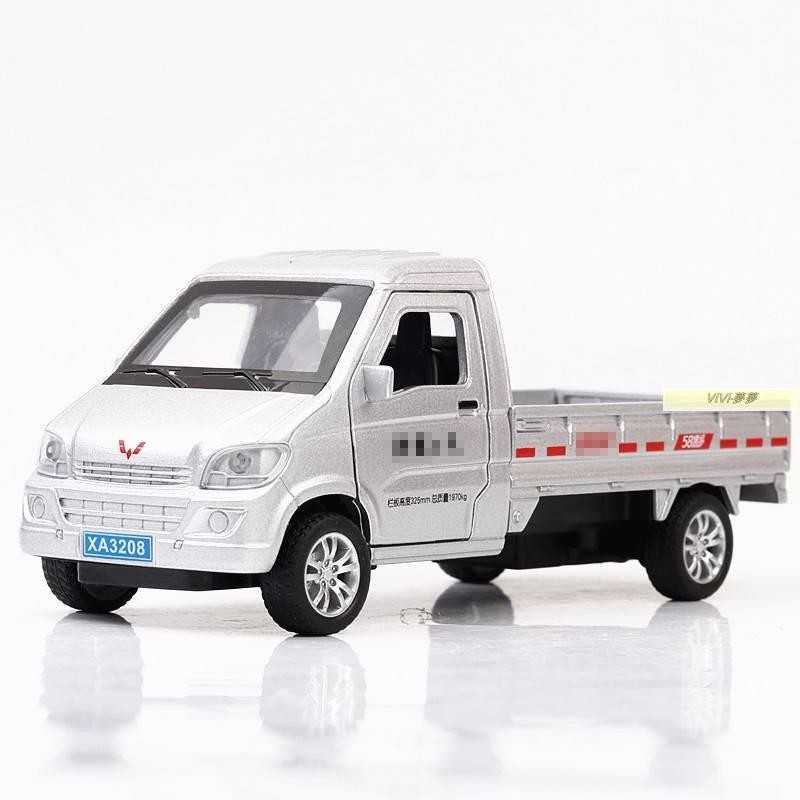 ViVi ·🔥五菱汽車模型 1:32 仿真小汽車 玩具車 小貨車玩具 帶聲會發光可開門 汽車模型 收藏 禮物