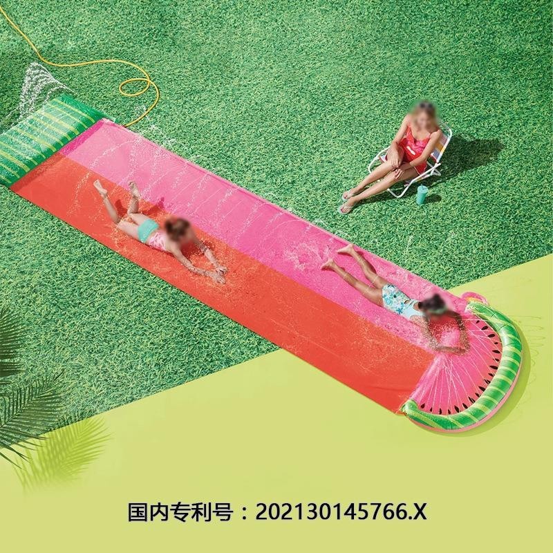 【台灣出貨】兒童充氣滑水道戶外草地滑水墊夏天雙人游泳池滑水玩具