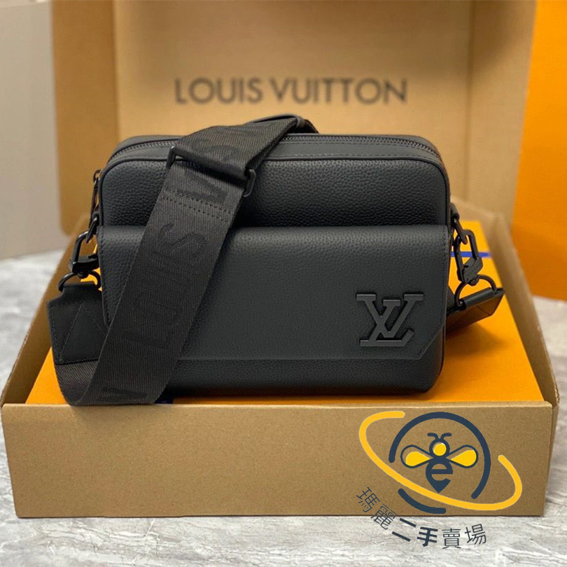 LV 路易威登 Fastline 黑色 海軍藍 男士郵差包 肩背包 斜跨包 信封包 M22482 M22611