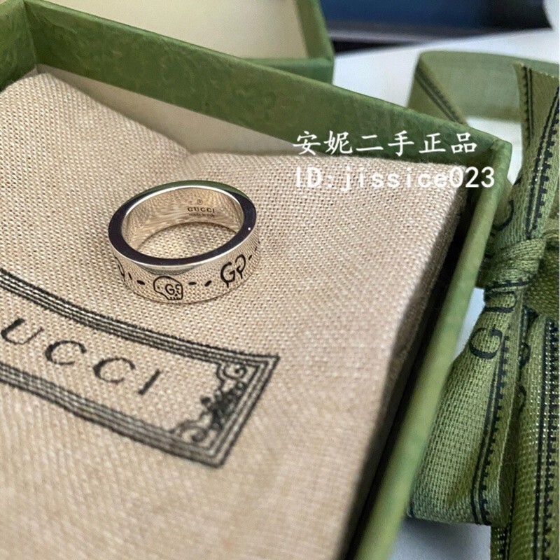 現貨二手 古馳 銀色情侶戒指 Gucci 骷髏頭戒指 Ghost 情侶對戒 銀戒指 ‎477339 現貨