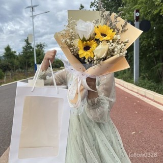 畢業花束🌺成品禮盒混搭嚮日葵玫瑰花束模擬香皂花永生小清新畢業禮物送人玖月`旂艦店