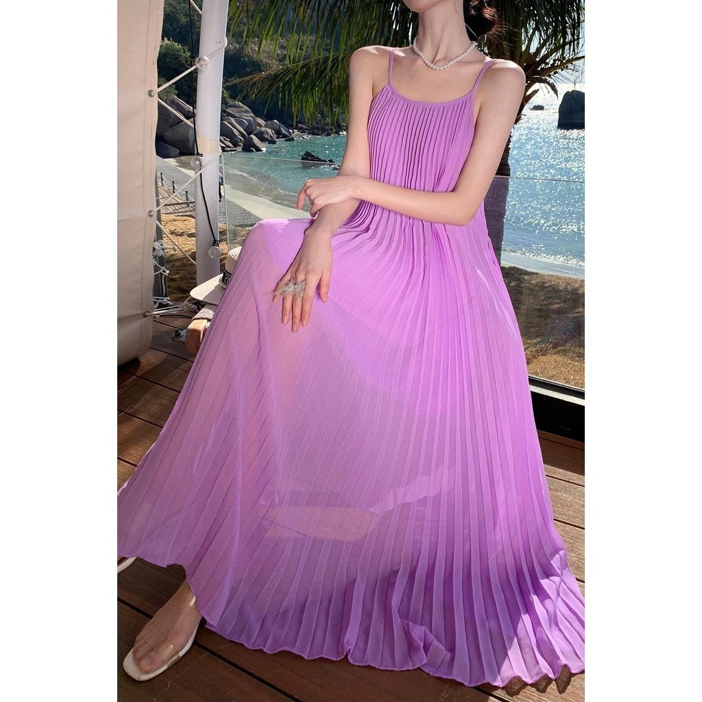 Roes~去海邊旅遊拍照超仙洋裝 吊帶百褶飄逸長裙 紫色裙子泰國顯瘦沙灘裙 女度假風連衣裙