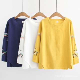 4XL 大尺碼上衣 純棉刺繡長袖 大碼打底衫 T恤複古女裝白色上衣 媽媽裝 早秋上衣 長袖女 圓領上衣 寬鬆上衣 女上衣