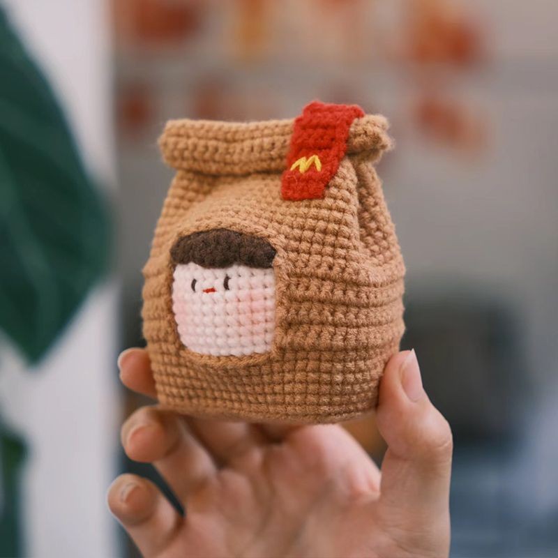 麥當勞紙袋團子 毛線鉤針鯛魚燒卡皮巴拉 麥當勞漢堡團子 手工編織diy材料包 自制掛件 鑰匙扣 禮物 DIY手工小鋪