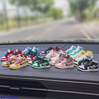 實用好品質💎車載模型手辦擺件 創意中科院擺件公仔 多功能 車內儀錶臺飾品 立體 個性 鞋模球鞋裝飾AJ擺件