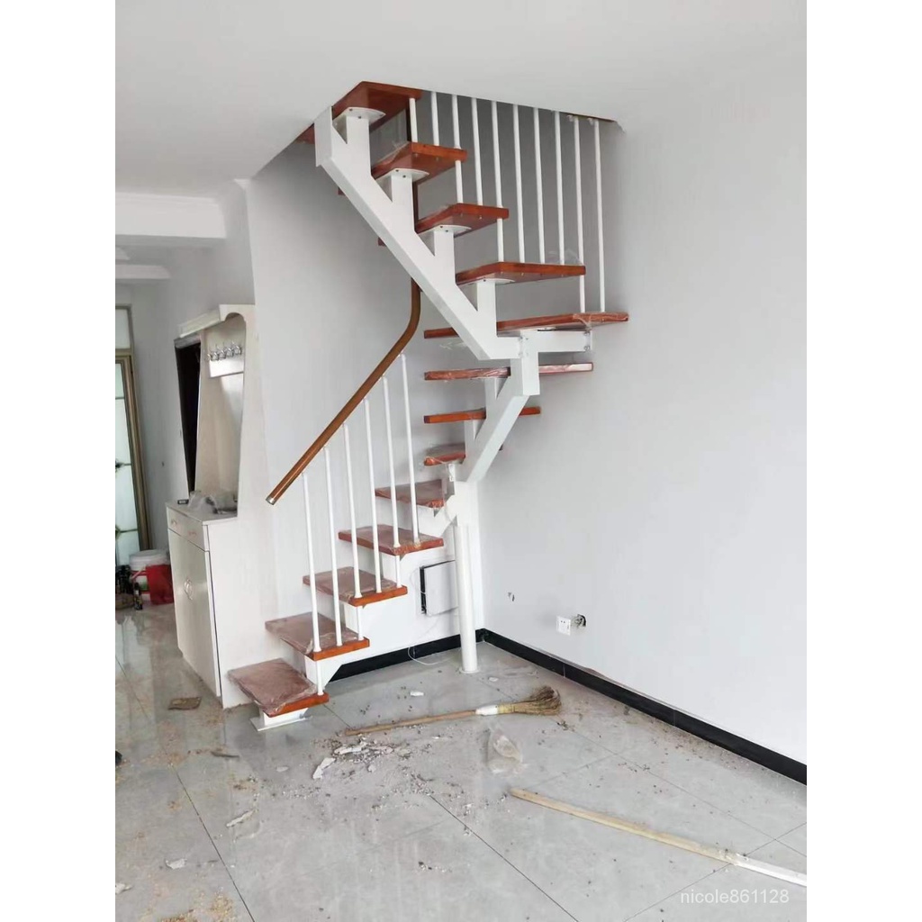 【安全扶手 防滑扶手】鋼木樓梯鋼化玻璃護欄樓梯扶手閣樓複式傢用室內室外旋轉樓梯 1UE0