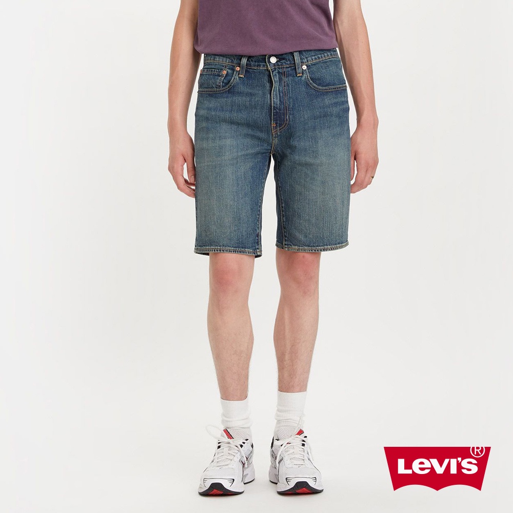 Levis 405上寬下窄膝上牛仔短褲 / 精工深藍染洗舊 / 彈性布料 男款 39864-0100 熱賣單品