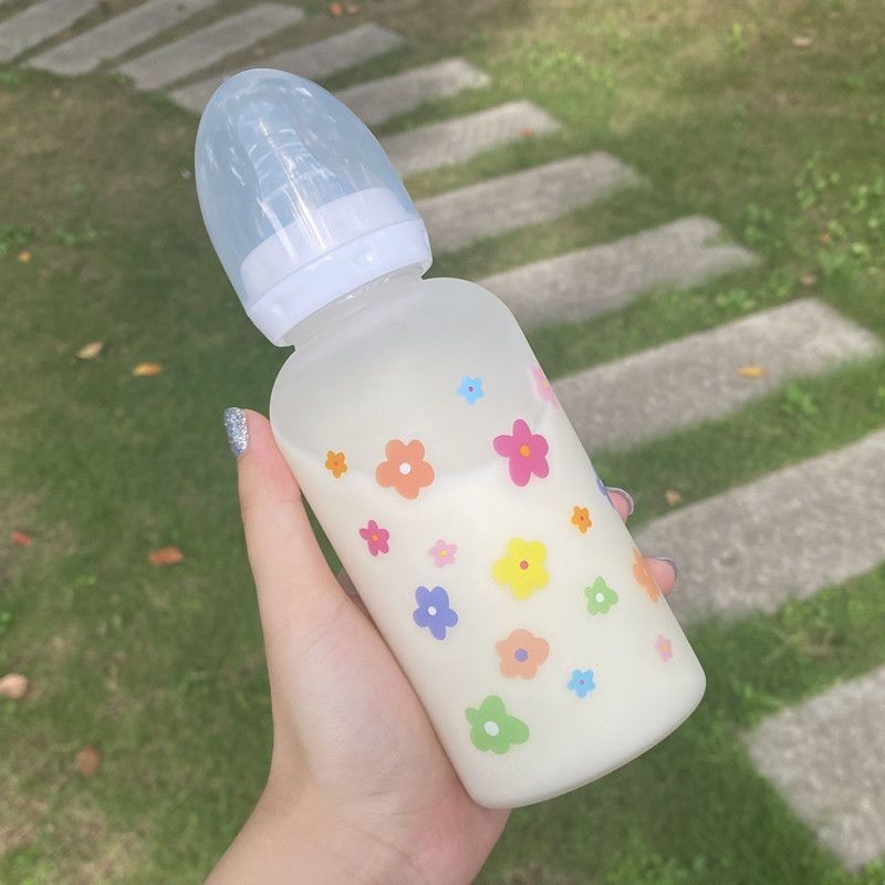 臺灣熱賣可愛奶嘴奶瓶水杯ins塑料成人兒童網紅帶吸管杯子女學生韓版便攜