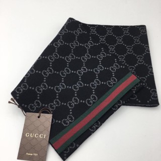 二手正品 Gucci 黑灰雙色100%羊毛圍巾(保證歐洲正品)