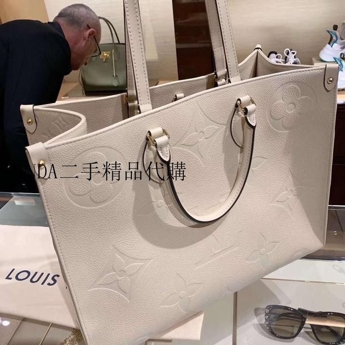 二手精品 LOUIS VUITTON 路易威登 ONTHEGO M44925 手袋 物袋 托特包