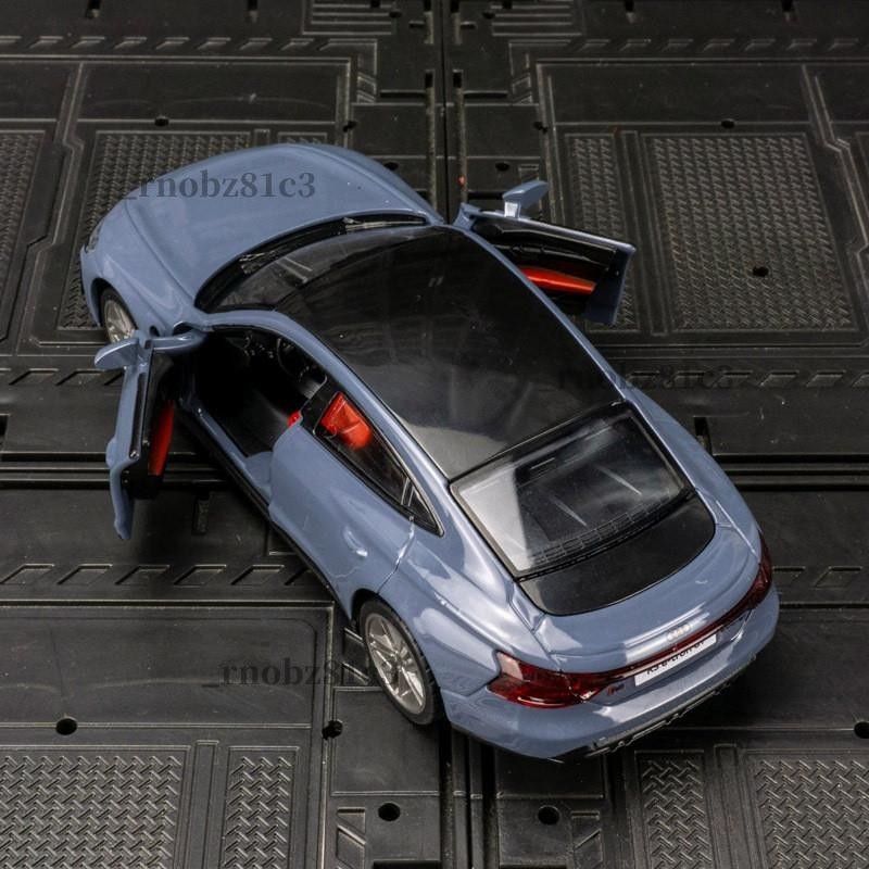 優品🚐audi模型車 1：36 奧迪RS e-tron gt 送充電樁 帶聲光 開門 回力車 合金模型車 汽車模型 兒