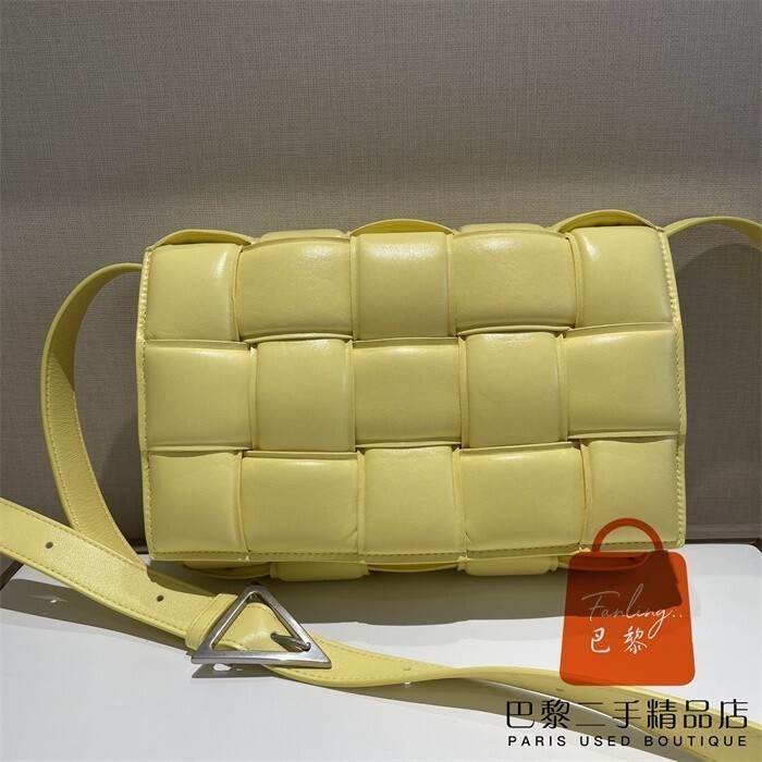 正品免運 寶緹嘉 BV Cassette 中號 黃色 15格 編織 枕頭包 單肩包 斜背包 手拿包 591970