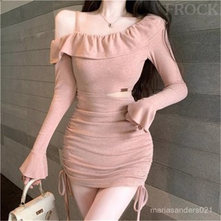 【FROCK】一字肩荷葉邊喇叭袖連衣裙辣妹收腰包臀小媽裙內搭裙子 性感連衣裙 包臀短裙 緊身連身裙 洋裝 A字裙