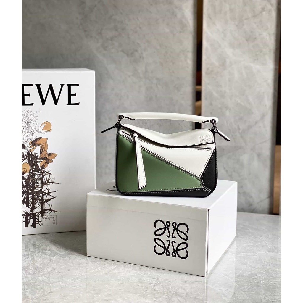 二手LOEWE Mini Puzzle bag幾何包 0338白綠黑拼色18CM