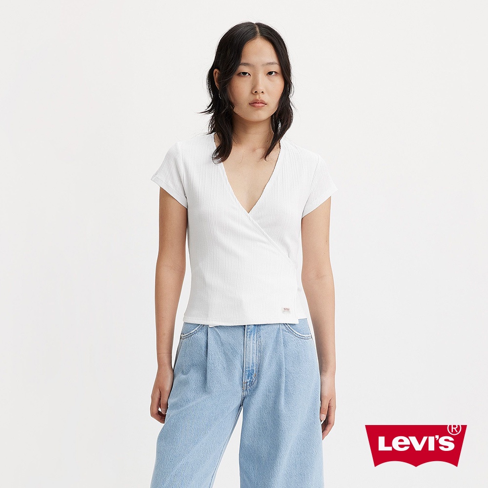 Levis 修身版深V領綁帶短袖T恤 簡約白 女款 A5909-0000 熱賣單品