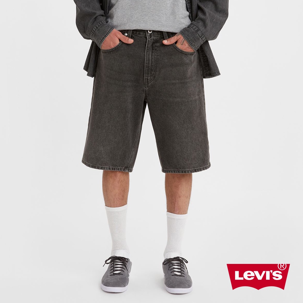 Levis Silver Tab銀標系列 街頭寬直筒牛仔短褲 / 精工黑染水洗 男款 A3667-0002 熱賣單品