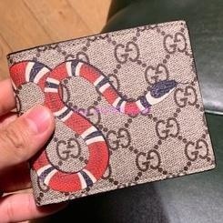 GUCCI 古馳 451268 PVC 咖啡色 蛇造型款 8卡短夾