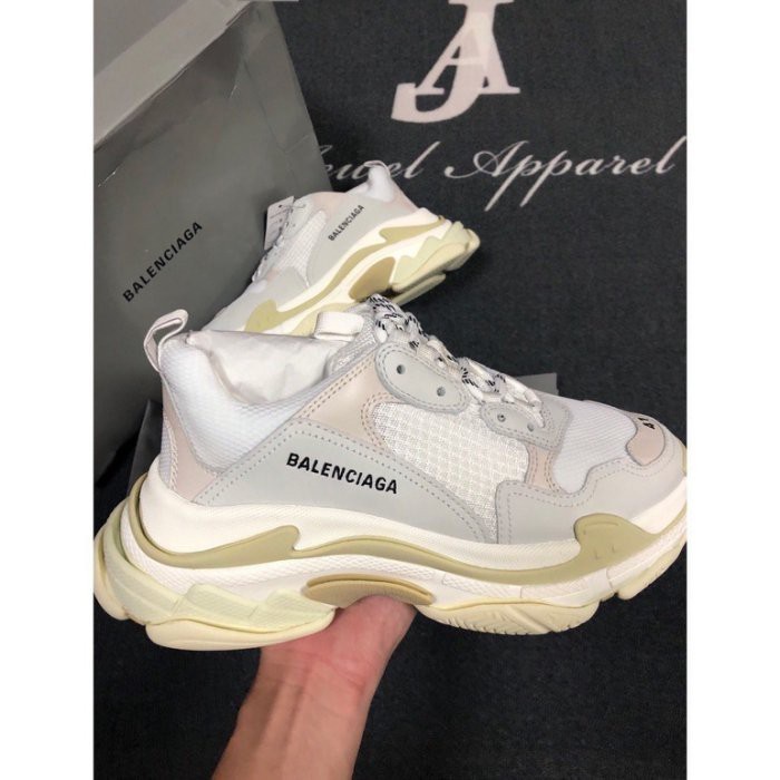 二手 BALENCIAGA 19SS TRIPLE-S 白金 老爹鞋 運動鞋 巴黎世家 尺寸齊全