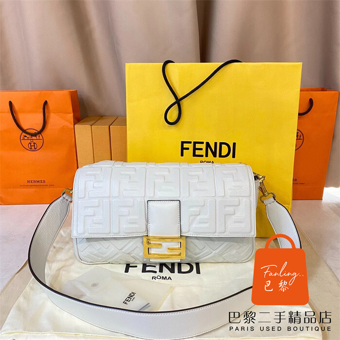 免運 FENDI 芬迪 Baguette 白色 FF浮雕印花 中號 法棍包/單肩包/手提包/斜背包/腋下包