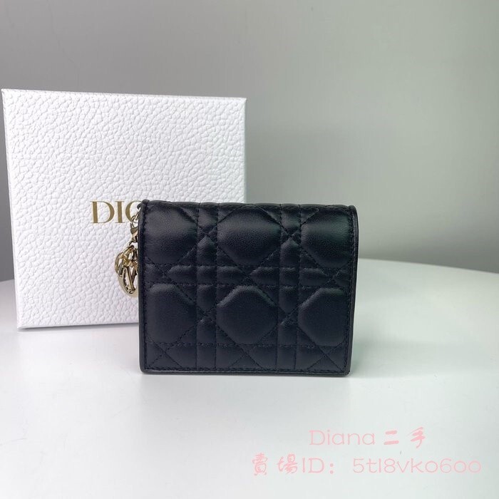 現貨二手 DIOR 迪奧 迷你 LADY DIOR 黑色 羊皮 金屬 吊飾 拉鍊 零錢 四卡 釦式 短夾