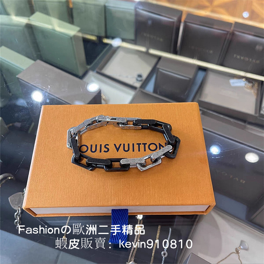 正品現貨 LV 路易尉登M64223 拼色 金屬 MONOGRAM 手鏈 銘刻圖案 手環