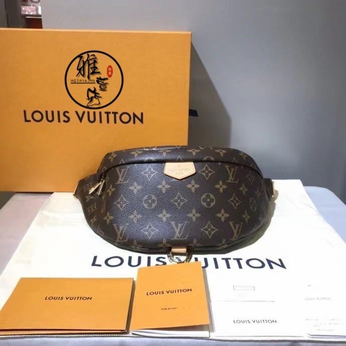 雅萱二手 LOUIS VUITTON(路易威登) LV Monogram 老花 腰包 胸包 M43644