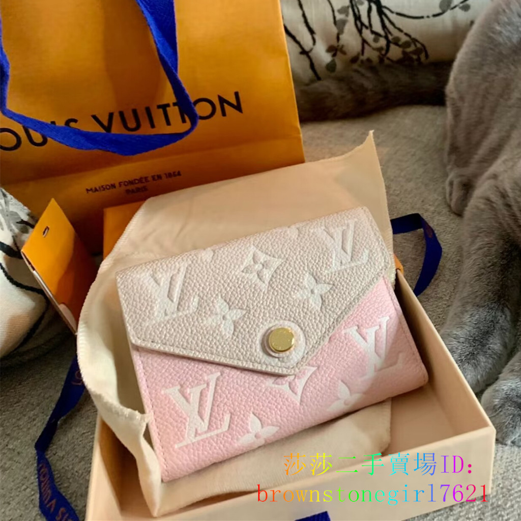 二手精品 LV 路易威登 VICTORINE 系列 經典老花 豆豆錢包 短夾 皮夾 卡夾 零錢包 M81289 粉色