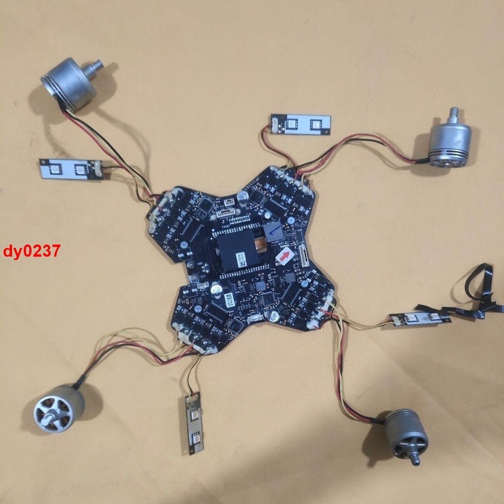 🔥熱款🔥正品大疆DJI無人機精靈phantom3P3A無人機主板總成帶4個電機配件