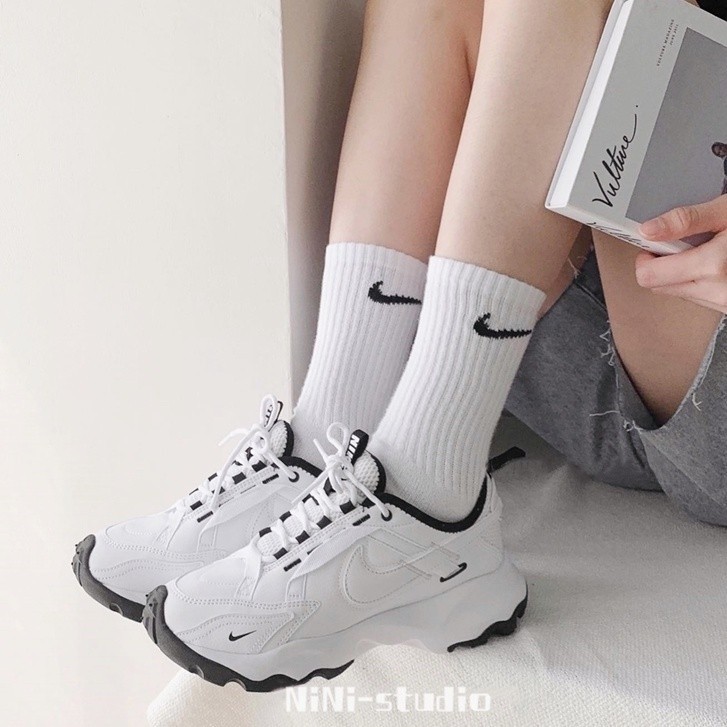 Nike TC 7900 米白 奶油白 黑白 增高 老爹鞋 反光 tc7900 DR7851-100