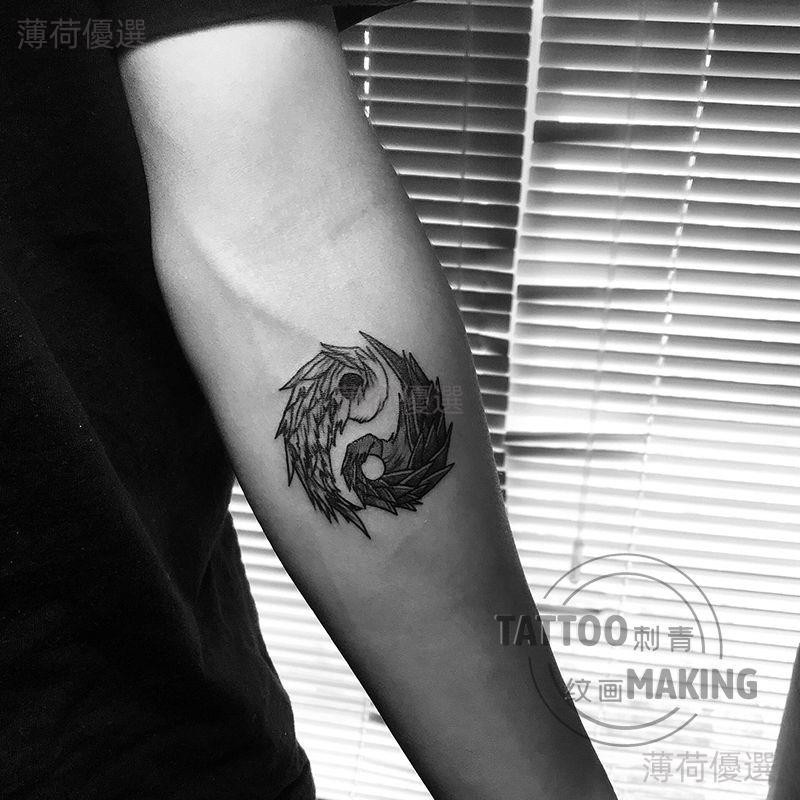 【新款】紋身貼紙暗黑系太極八卦兩極翅膀防水持久女男仿真1張2個 紋身貼紙 微刺青 輕紋身 刺青貼紙 紋身貼 bh