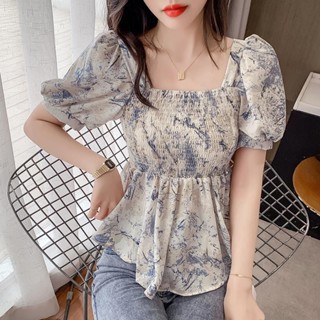 夏季褶皺設計修身顯瘦印花泡泡袖小襯衫女方領露鎖骨裙擺上衣