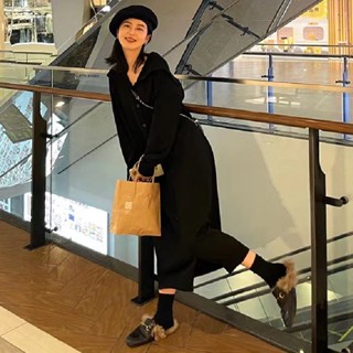 免運❤針織洋裝女 針織連身裙 洋裝 長版洋裝 長款毛衣 秋冬新款內搭配大衣長裙寬鬆慵懶風翻領鈕扣粉色針織洋裝女