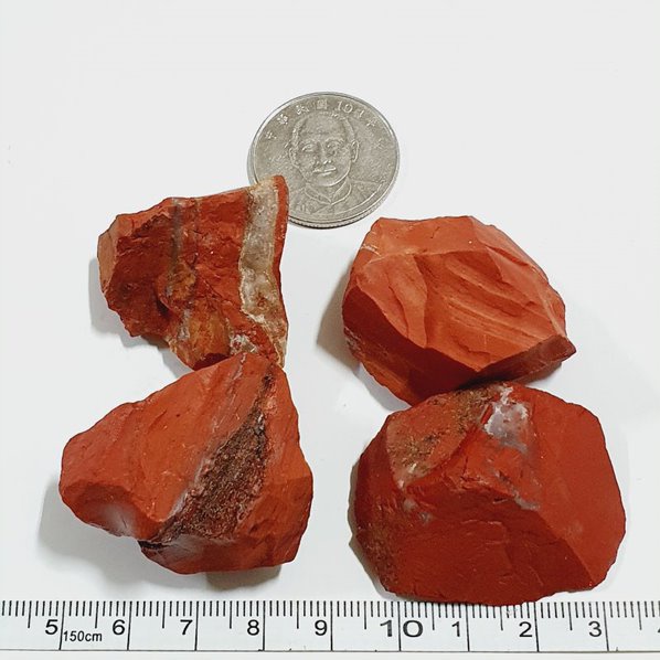 紅碧玉 100g 礦石 原石 原礦 水晶 收藏 標本 禮物 擴香石 魚缸造景 隨機出貨一入 231