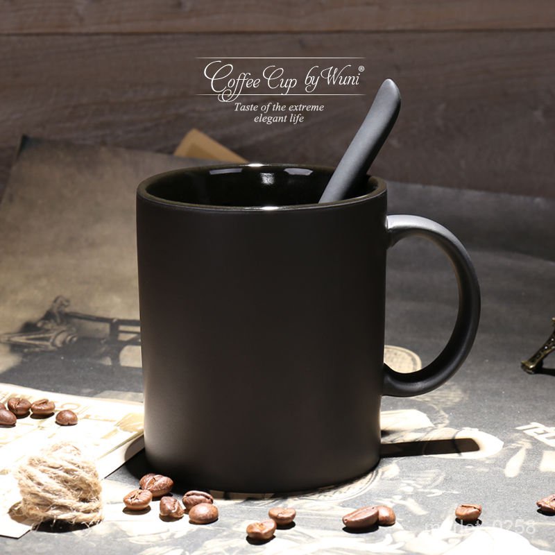 🔥新品推薦🔥WUNI歐式創意黑色啞光大容量馬剋杯子磨砂簡約咖啡杯帶勺陶瓷水杯